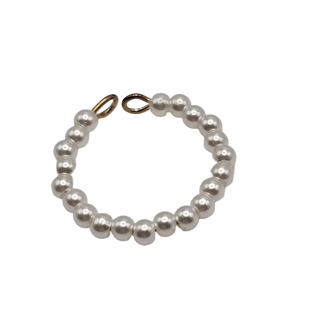 Adjustable Faux Pearl Wire Ring (Size 6)